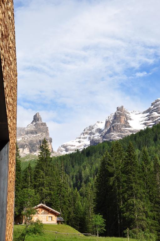 Vallesinella Hotel Restaurant Bar Madonna di Campiglio Bagian luar foto